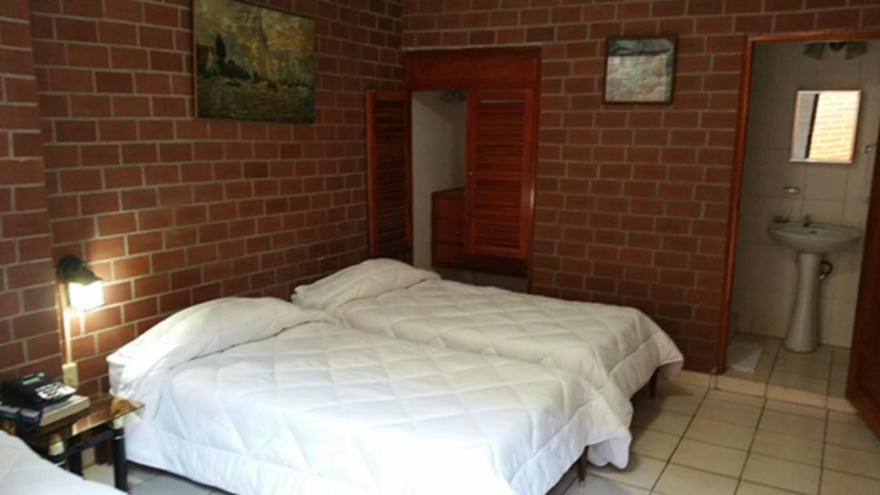 Hotel Rex Chitré Extérieur photo